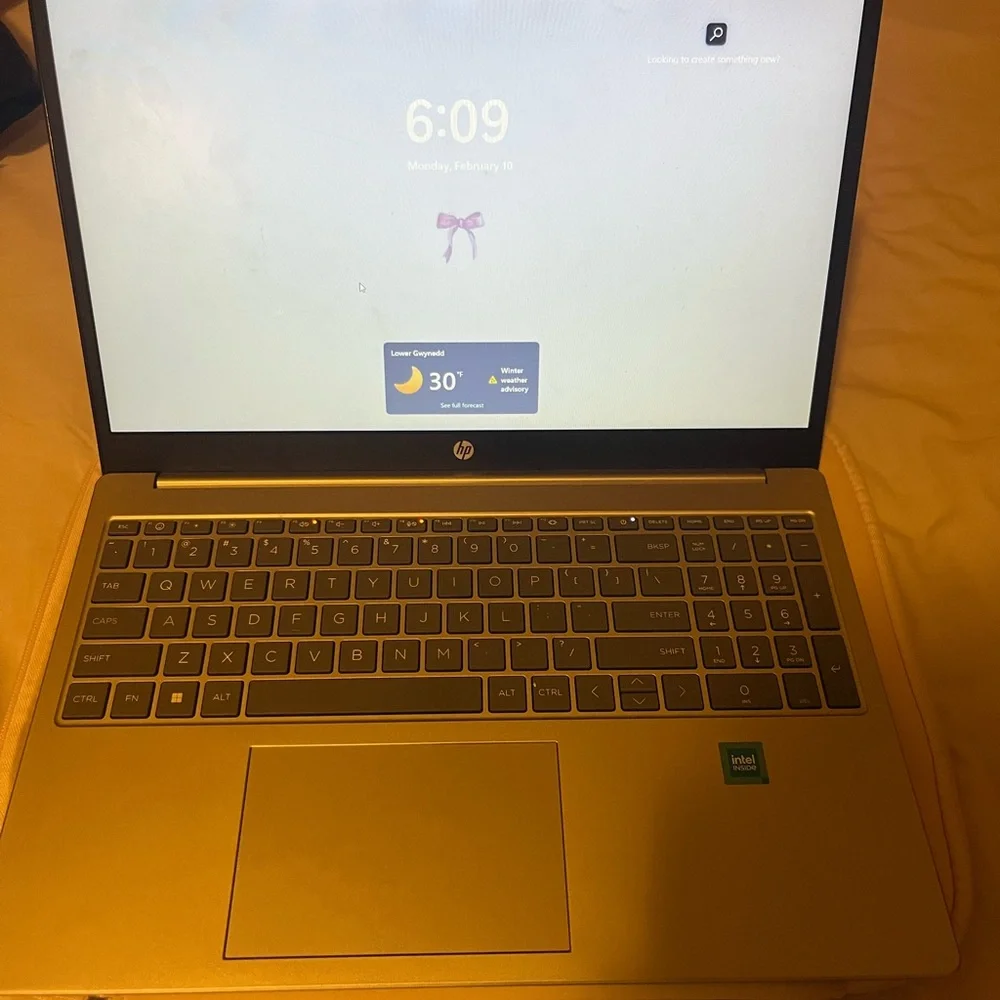 HP Laptop 15-fd0xxx - Silver